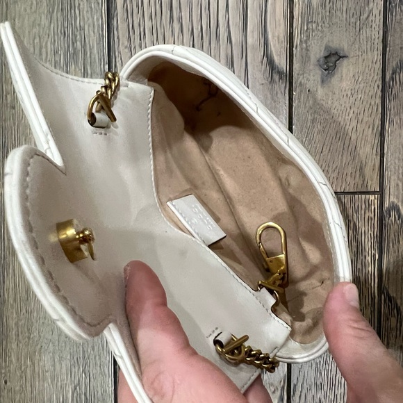 Gucci Marmont matelassé leather super mini bag - Picture 10 of 14